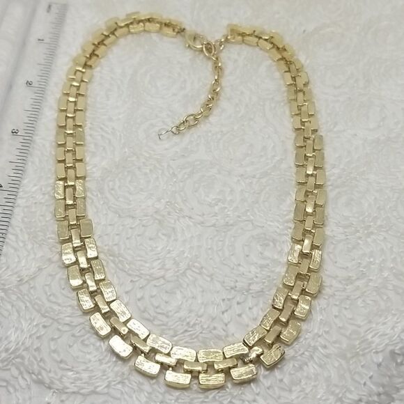 Gold Tone Necklace Rectangle Three Rows Link Necklace - Picture 8 of 9